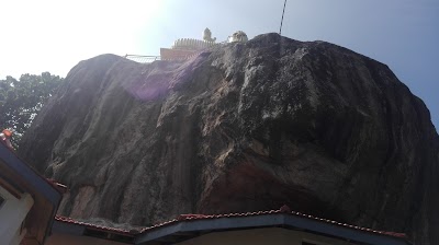 Photos of Statue of Lord Buddha - Aluviharaya