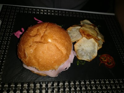 Photos of HOOD - food.bar.music
