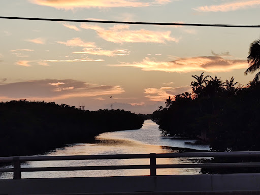 Riveria Canal - Thumbnail