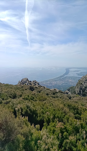 E Nivere - Visual