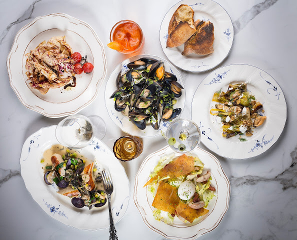 Café Cancale by null