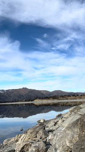 The Camp - Lake Hawea Holiday Park - Coffee shop