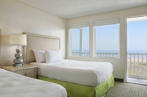 Seabonay Oceanfront Motel - Thumbnail