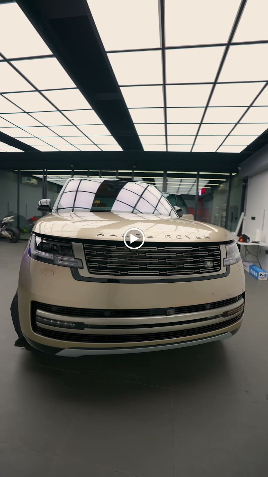 MotoRefine Paint Protection Film | Ceramic Coating | Color Change | Window Tint | Detailing - صورة 2