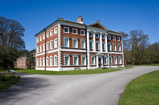 Lytham Hall Logo