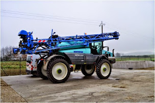 Photo n°5 de MATERIEL AGRICOLE AGRI 2 R à Saint-Aignan (Fournisseur de matériel agricole)