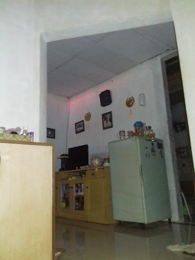 home-goods-store