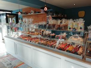 Photo n°6 de Boulangerie Réveillère à Mauges-sur-Loire (Pâtisserie)