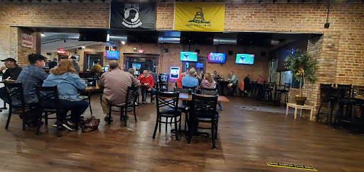 Two20 Taphouse & Grill