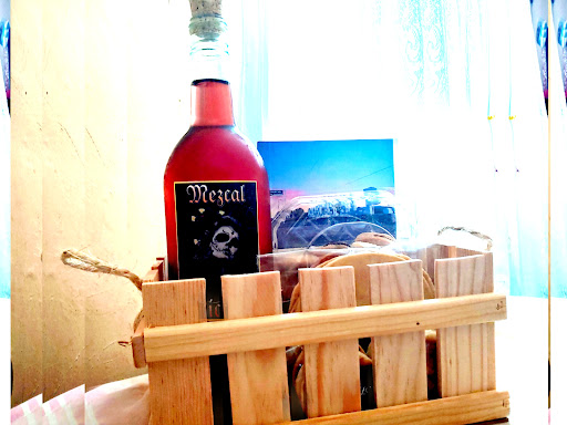 Mezcal curado y cremas de mezcal mictlan Gallery - Mexico