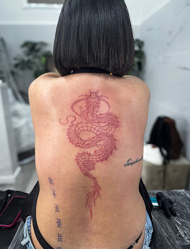 Opinii despre Calm Tattoo în Κερατσίνι - Αλλος