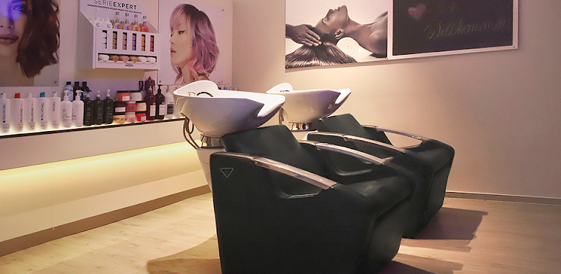 Rehn Haarstudio - Neue Linie