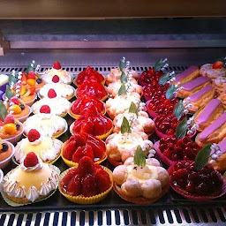 Photo n°2 de Boulangerie Pâtisserie GIRAUD - Eric & Valérie à Aigueperse (Pâtisserie)