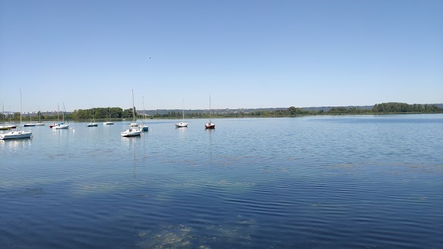 Au Bord de l'Eau