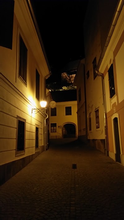 Photos of Eger-Feln&eacute;met