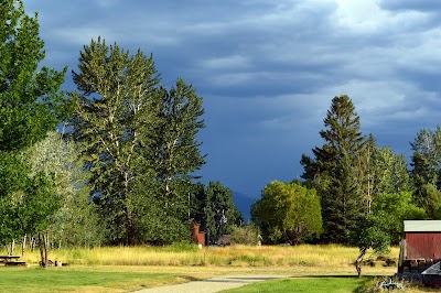 Travellers Rest Cabins and RV Park