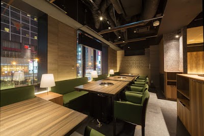 よしうし神楽坂通り