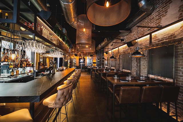 Front view of Le Chick Miami in Miami - Verified Restaurant near me.