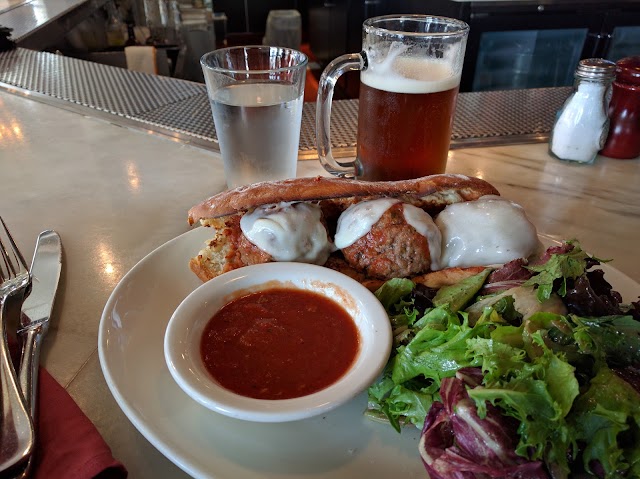 Tribune Tavern