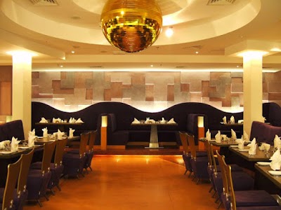 Photos of Satchi