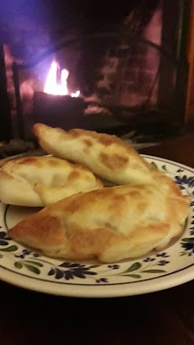 Pirámide empanadas, Author: Andrea Perrotta