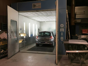 Photo n°4 de Garage des Corbières à Roquefort-des-Corbières (Magasin de pneus)