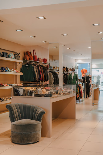 Cinderella Second Hand