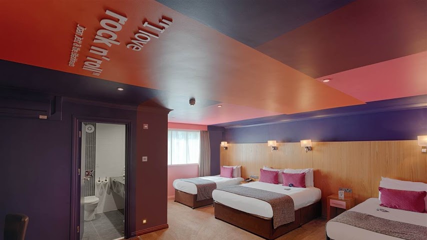 Skeffington Arms Hotel by null