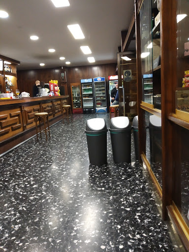 Bar Enoteca La Primula Gallery - Italy