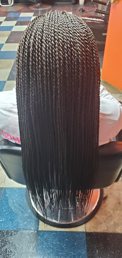 Young Team Hair Braiding - Thumbnail