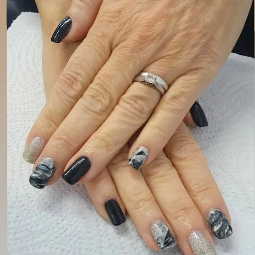 Beautilicious Salon & Training School - Thumbnail