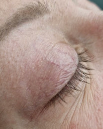 Photo n°6 de StudioNoeli Maquillage Permanent à Saint-Gervais (Centre de bien-être)