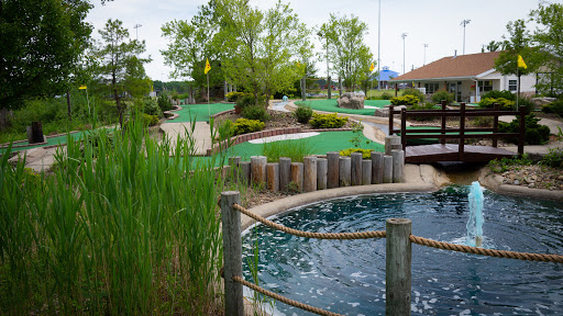 Golfland at Victory Park - Thumbnail