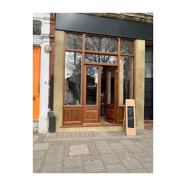 Charlie Borrow by null