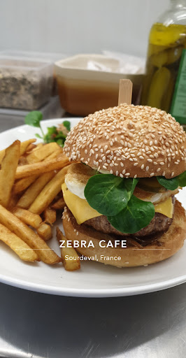 Photo 2 - Burger Royal