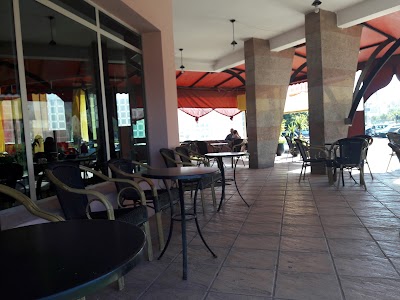 Photos of Caf&eacute; Mcdada