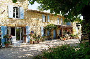 Photo n°1 de Mas du Clos de l'escarrat à Jonquières (Chambre d'hôtes)