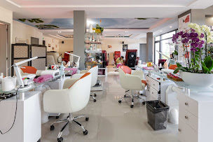 Photo n°5 de Jasmin nail spa à La Seyne-sur-Mer (Institut de beauté)