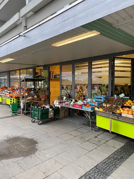 Münchner Obstkisten photo