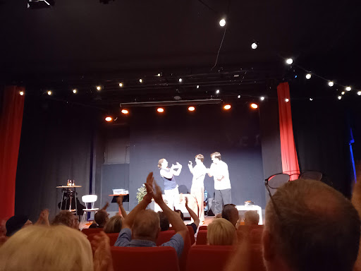 Le Théâtre à Moustaches - Thumbnail