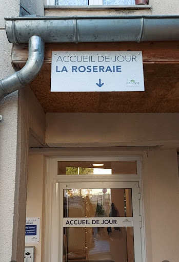 Photo de Accueil de jour ARPAVIE La Roseraie à Triel-sur-Seine (78510)