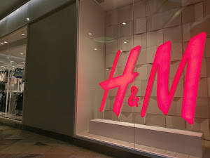 H&M 9