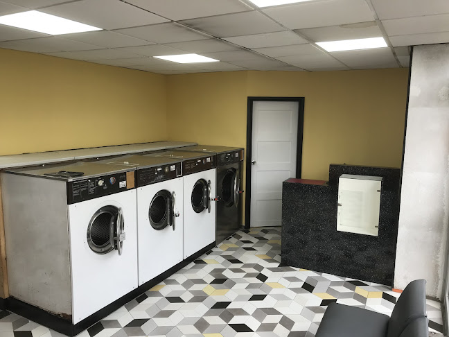 Reviews of Caerleon Road Laundrette in Newport - Laundry service