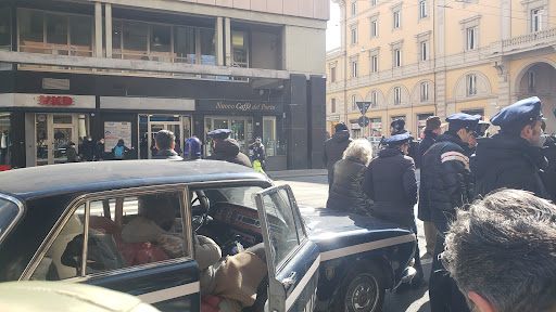 Mille (Piazza Dei Martiri)