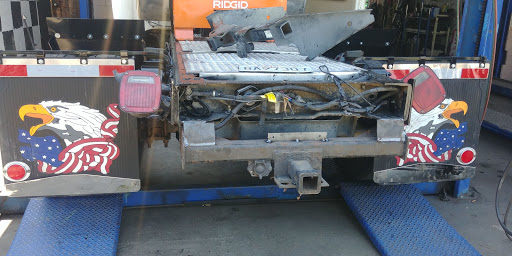 Vino's Muffler Services - United States