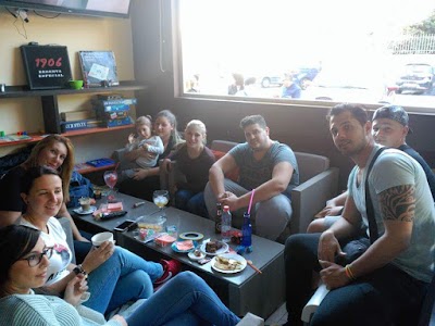 Photos of Cafeteria Pub Kache Caf&eacute;
