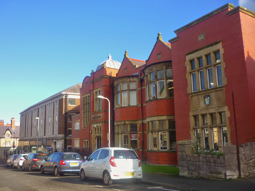 Llyfrgell Bae Colwyn Bay Library - Thumbnail