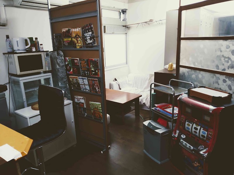 路地裏 cowork/rest 新大阪