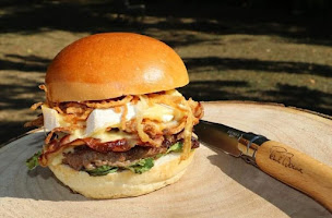 Photo n°19 de Chez Clément, burger maison, fish and chips, panini, salade Guérande à Guérande (Sandwicherie)