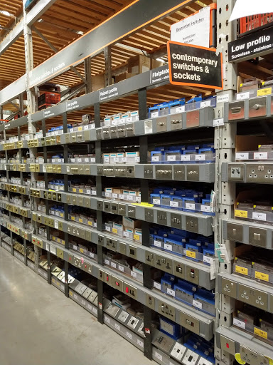 B&Q Glasgow - Parkhead Gallery - United Kingdom